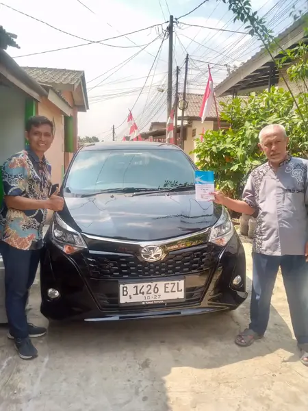 sales toyota ciputat